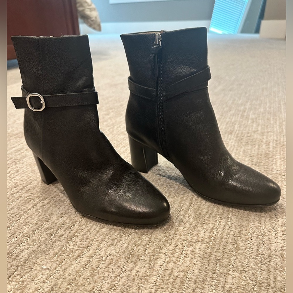 Sofft Albany Black Boots womens size 7.5 worn gently one time